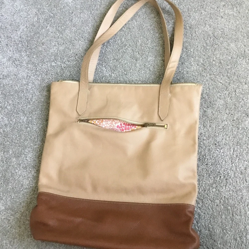 NELLY O  “Leather” Purse Cream & Tan great fabric interior pinks/yellow/orange. - Picture 2 of 6